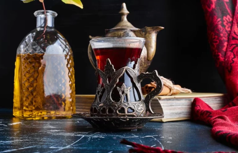 Best Long Lasting Arabian Perfumes A Unisex Selection for Daily Use