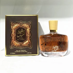 The woody fragrance by sandalwood runs through the whole, which is suitable for men and women who like woody fragrance