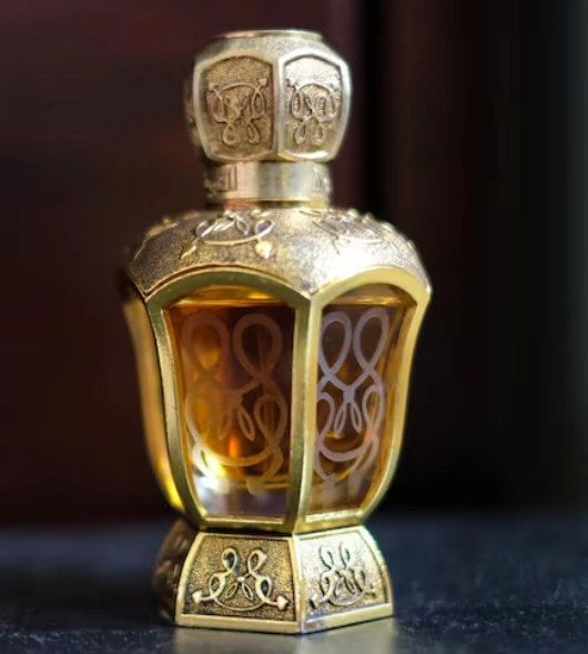 What Makes Arabic Perfume Oils Stand Out Among Global Scent Traditions