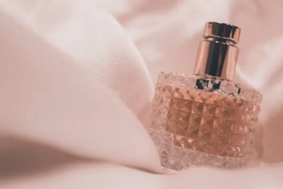 pink perfume