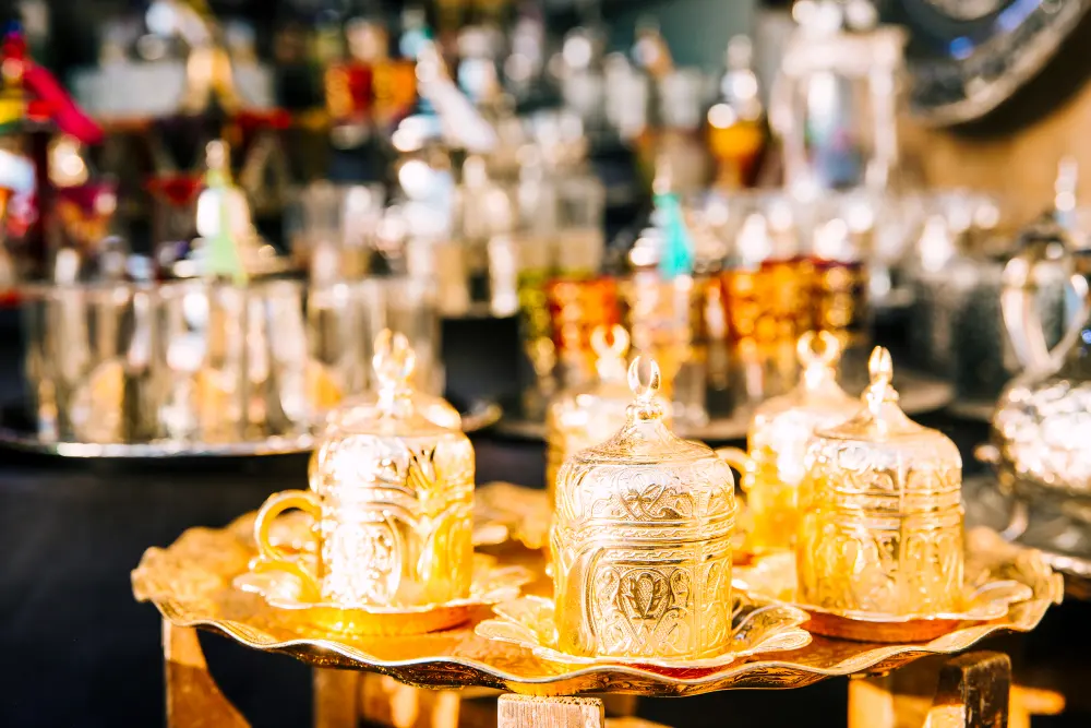 Best Arabic Perfumes for Men and Women 2026 The Ultimate Guide to Oud & Musk Mastery