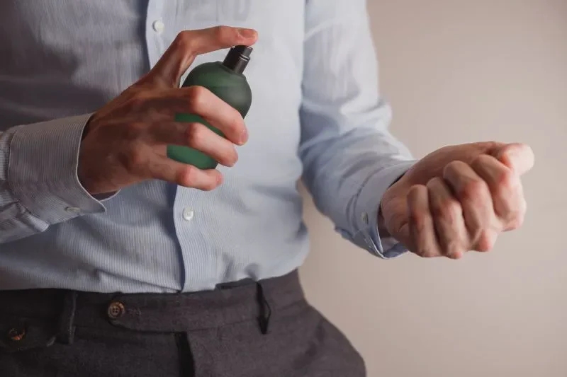 Application Techniques for an Elegant Scent Presence at Work