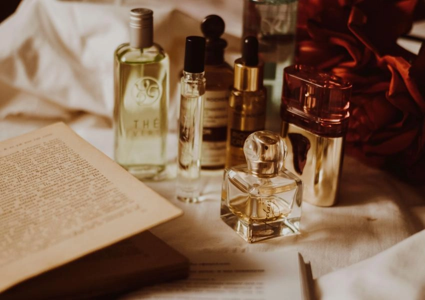 Why Middle Eastern Perfumes Are Dominating the Fragrance Market
