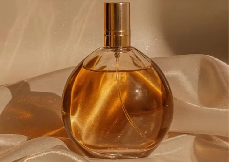 The Science of Sillage How to Leave a Lasting Impression